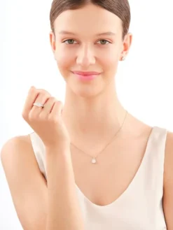 Zawieszka z żółtego złota z brylantami - 0,35 ct - próba 585