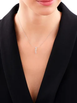 Zawieszka z żółtego złota z brylantami i topazami - próba 375