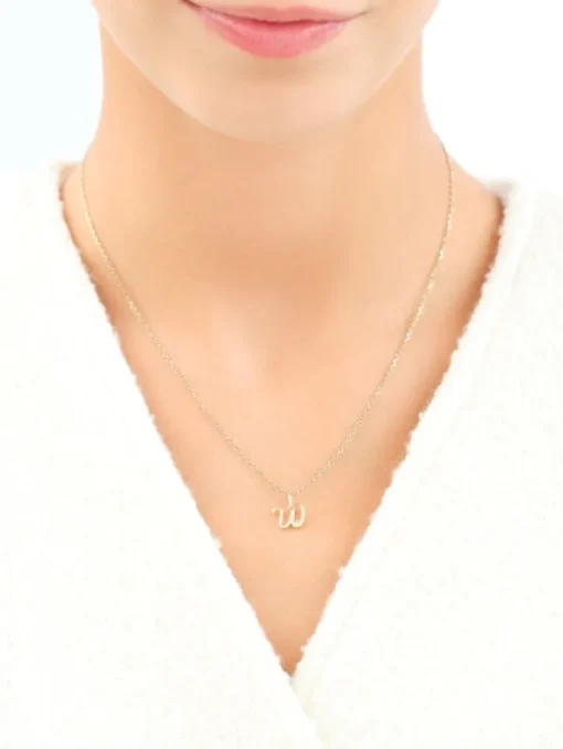 Zawieszka z żółtego złota z diamentem - litera W - 0,003 ct - próba 375
