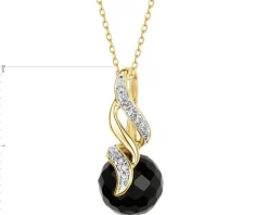 Zawieszka z żółtego złota z diamentami i onyksem - próba 585