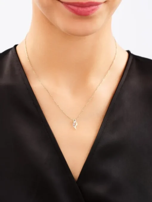 Zawieszka z żółtego złota z diamentem - litera H, serce - 0,005 ct - próba 585