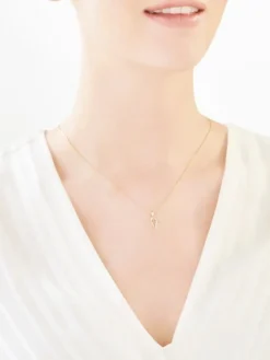 Zawieszka z żółtego złota z diamentami - skrzydło - 0,01 ct - próba 375