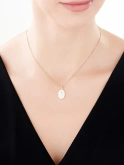 Zawieszka z żółtego złota z diamentem i masą perłową - róża - próba 375