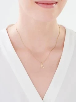 Złota zawieszka - litera A