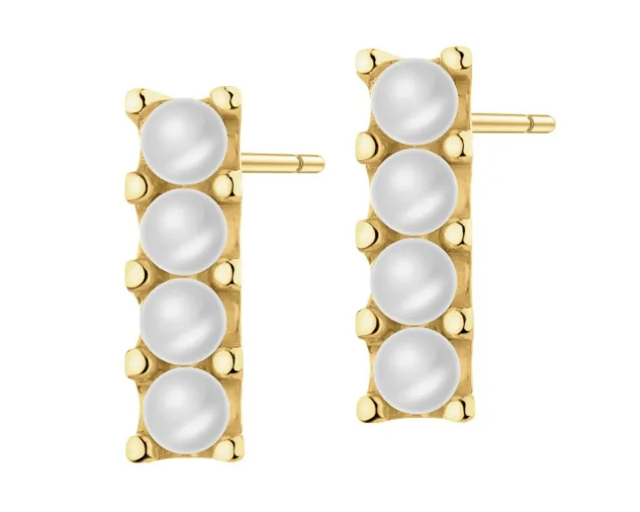Złote kolczyki z perłami